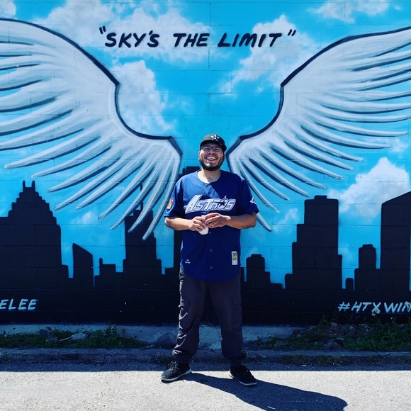 Meet your Posher, Andrew - Picture 1 of 1